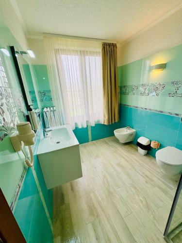 Bilik mandi di Roua Residence