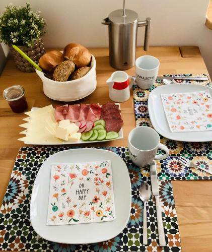 Mad på pensionatet eller i nærheden