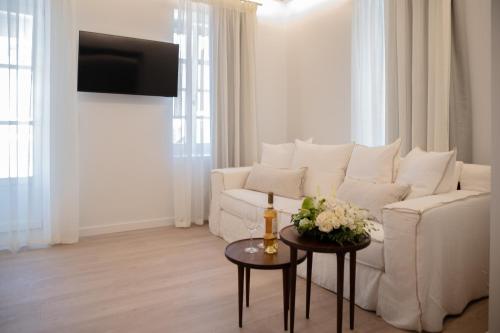 Gallery image of Liberty Suites Spetses in Spetses