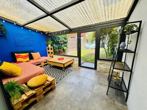 Taman di luar Groovy House - 10 min from Lille