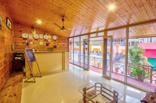 Fotografie z fotogalerie ubytování HOTEL YATRI mONARCH rESIDENCY MANALI v destinaci Manāli