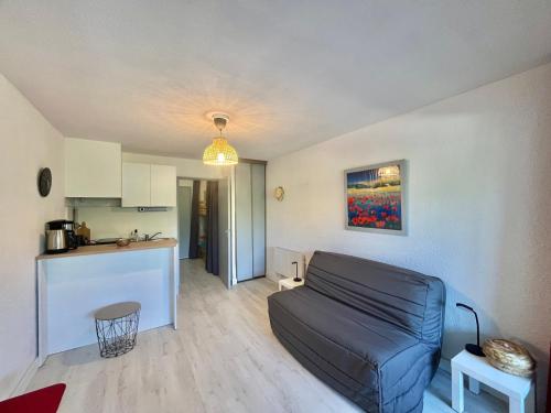 Studio au Grau-du-Roi avec terrasse, proche plage - FR-1-716-89