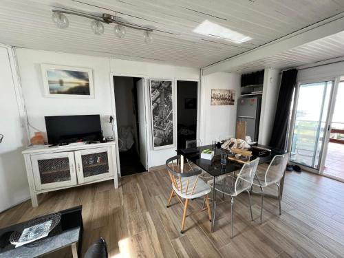 Charmant chalet 5 pers. à 300m de la plage - Terrasse aménagée, parking, non fumeur, animaux non admis - FR-1-784-20