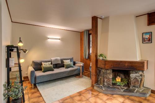 Apartment Grand Payot, Alpes Agency, Central Chamonix, Sleeps 2 to 4