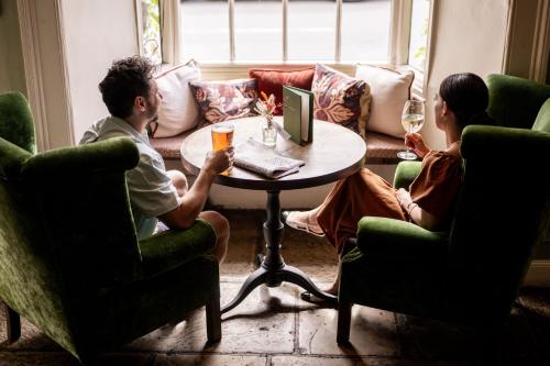 Zona de estar de The Wheatsheaf Inn