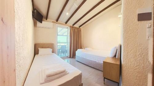 Gallery image of Hotel GIRNI OLYMPIC in Olympiaki Akti