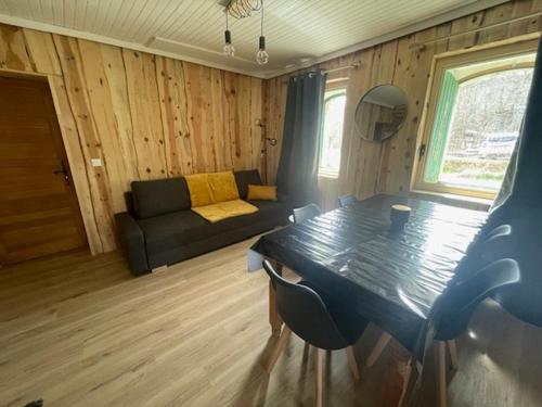 Χώρος καθιστικού στο Appartement Cosy Formiguères