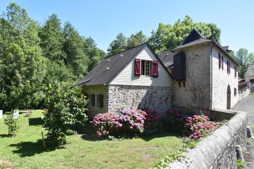 Gite du Pont de Pierre - au Moulin d'Eysus