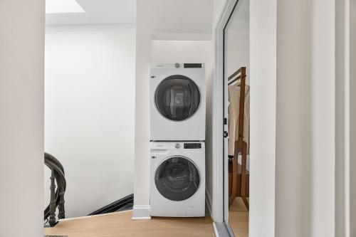 Fotografie z fotogalerie ubytování 3BR Harlem Stay with Washer with Dryer v destinaci New York