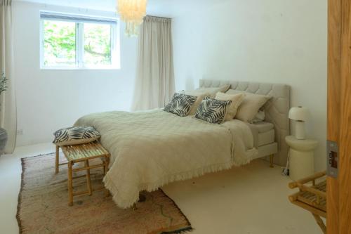 Postel nebo postele na pokoji v ubytování Spacious Family Villa in Copenhagen