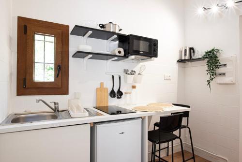 Dapur atau dapur kecil di Studio Sirocco Calme et Pro