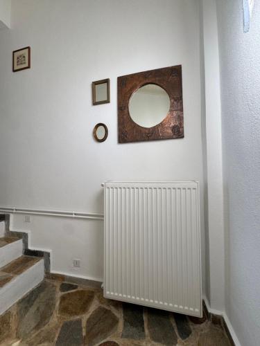 Фотография из галереи villa Glykeria Διώροφη Κατοικία με δυο υπνοδωμάτια με θέα в городе Xinóvrisi