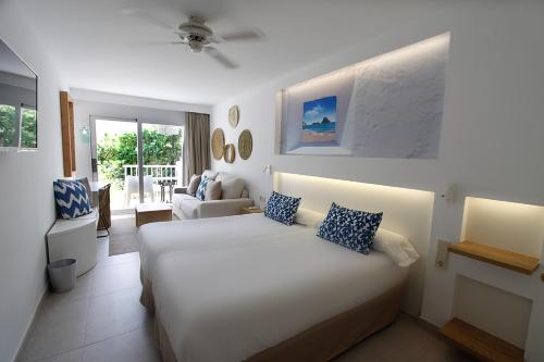 Et rom på BG Portinatx Beach Club Hotel