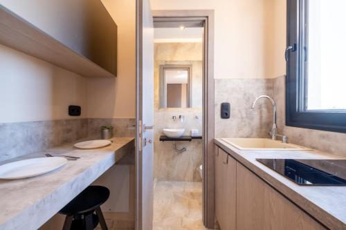Cozy Bright apartment next to Acropolis!