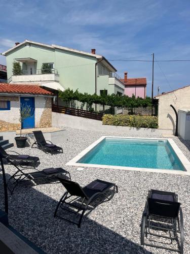 Manolo house with jacuzzi & pool