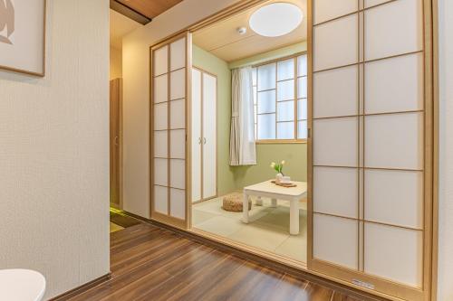 Waseda 2Bedroom Apt 1 Min to Station, Direct to Ikebukuro, Near Shinjuku