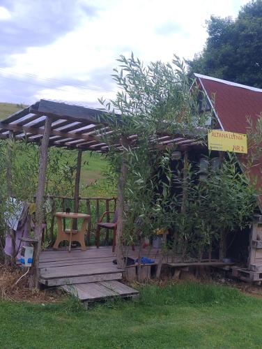 Altana letnia nr2 - Herbergerówka Agroturystyka na wsi