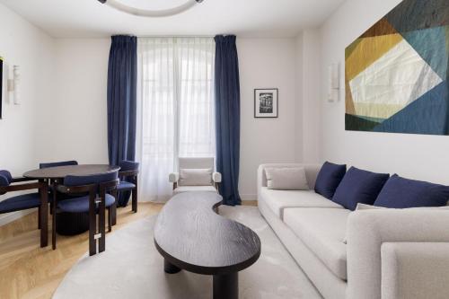 Splendid apartment with AC in Champs Élysées for 4PAX