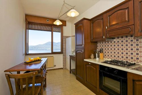 Η κουζίνα ή μικρή κουζίνα στο Casa Baita Flavia