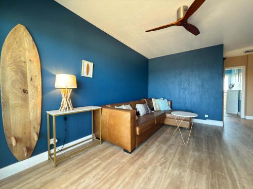 Photo de la galerie de l'établissement Appartement Vue Mer avec Terrasse, a Deux Pas de la Plage, à Valras-Plage