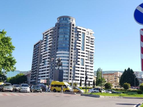 Здание апартаментов/квартиры