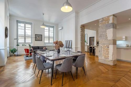 Charlie - Furnished apartment 260m² Downtown Lyon