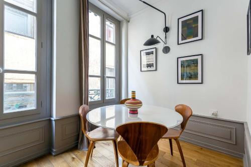 Curiosité - Furnished apartment - Downtown Lyon