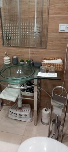 Bilik mandi di White Stone Apartman