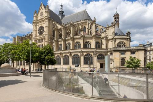 Charming flat, center of Paris photo 13