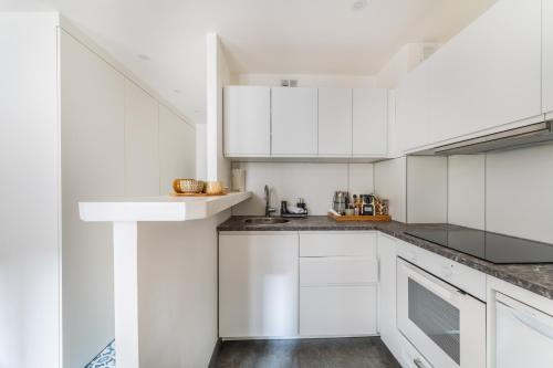 Charming flat, center of Paris photo 7