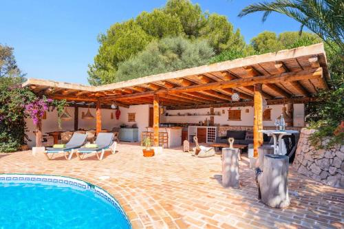 Villa Donzella by Villa Plus