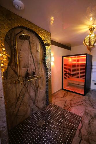 Imagen de la galería de L Escapade Love Room, en Laon