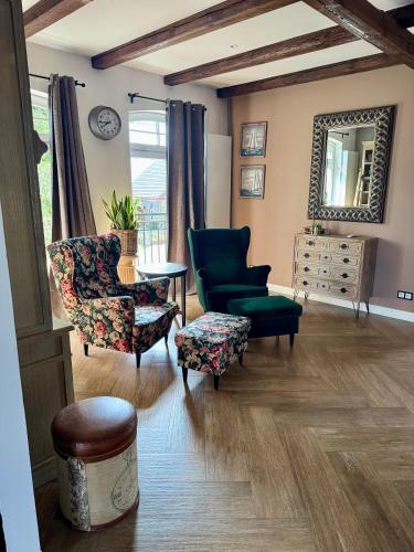 Χώρος καθιστικού στο Apartament Ernesta