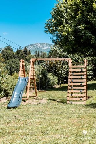 Ο χώρος παιχνιδιού για παιδιά στο Chalet Galianor - 4 étoiles