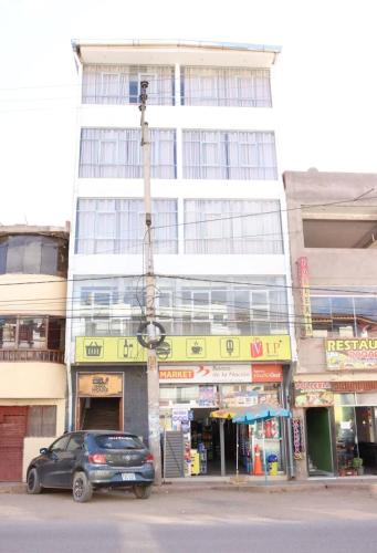 Bangunan di mana terletaknya hotel