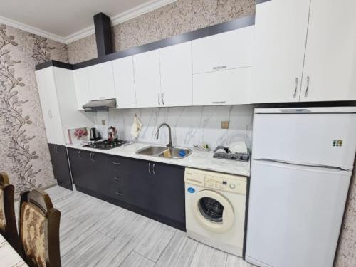 O bucătărie sau chicinetă la White will Orx