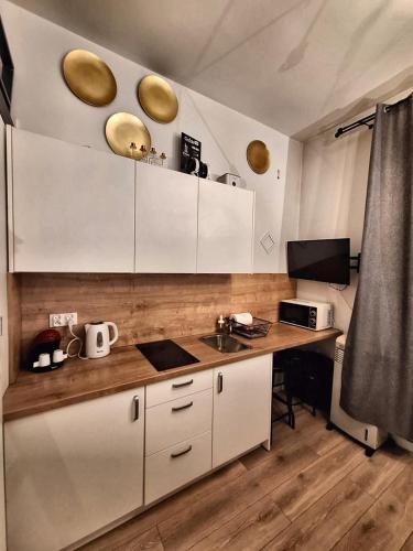 Cracow Vistula Boulevard #2 - Old Town