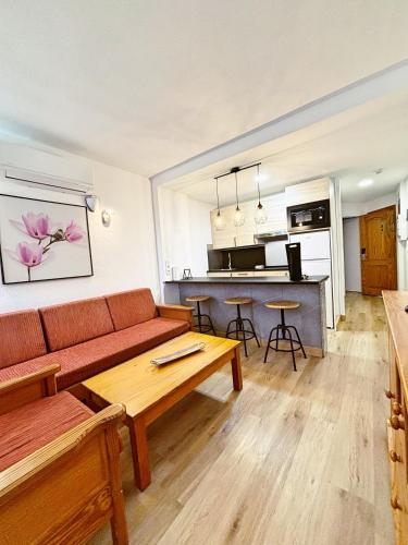 Seaview Friendly Holiday Home 8