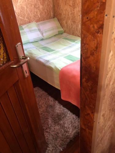 Cama o camas de una habitación en Holiday Home Zekovic