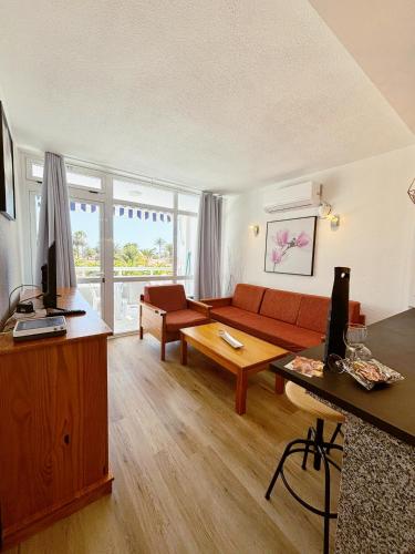 Seaview Friendly Holiday Home 8