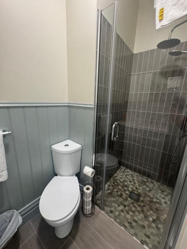 Bilik mandi di Milton on The Moyle Guest House