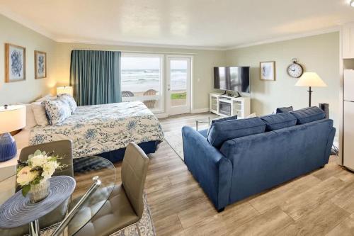 Χώρος καθιστικού στο Oceanfront Condo - Easy Beach Access - Pool and Hot Tub