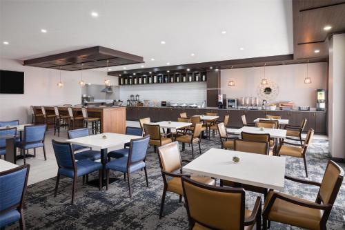 Restaurace v ubytování Best Western Premier Executive Residency Medicine Hat