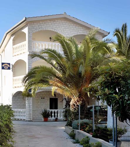 Apartment Rogoznica 2