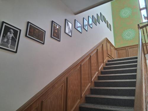 Crown House Studio Apartment photo 17