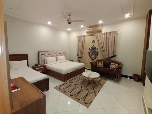 Relax Lodge Family Guest House