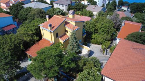 Apartments by the sea Klenovica, Novi Vinodolski - 23926