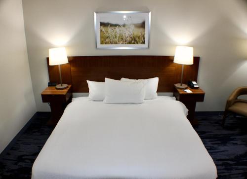 Katil atau katil-katil dalam bilik di Fairfield Inn Boise Airport