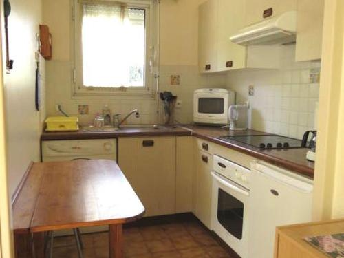 Appartement 2 pièces calme, proche plage, animaux acceptés, parking privé