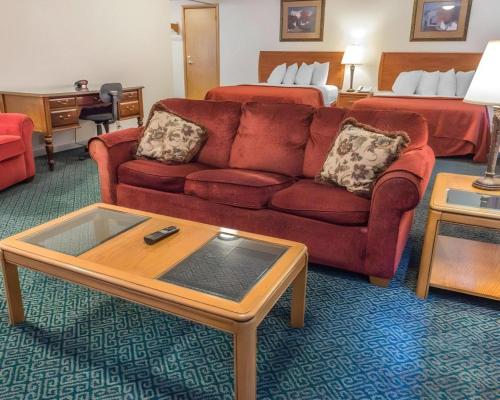 Posezení v ubytování Quality Inn Royle